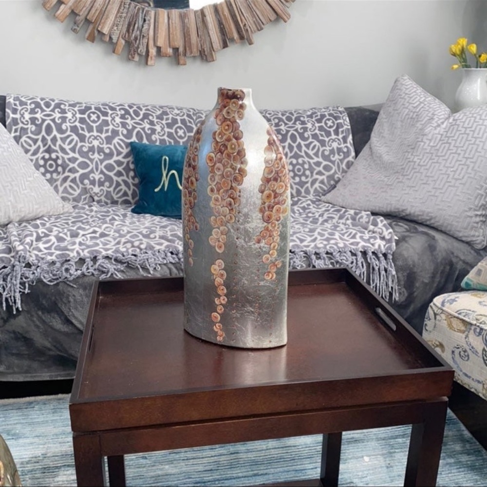 Vase decor